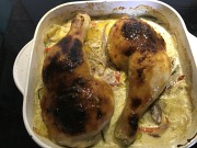 Hühnerkeulen auf Gratin